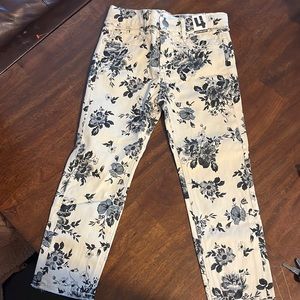 Cotton on size 4 new with tags jeans